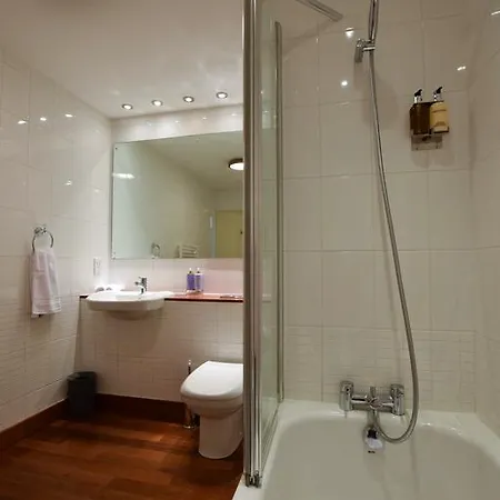 דירה Yourapartment - Highgate House